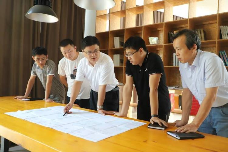 技术服务下基层，助力掘进提效——某矿综掘一区31120回风巷帮扶纪实